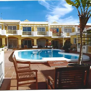 https://larimar-fuerteventura.in-canary-islands.com