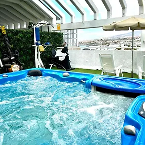 https://luxury-apartment-in-the-south-of-tenerife.in-canary-islands.com